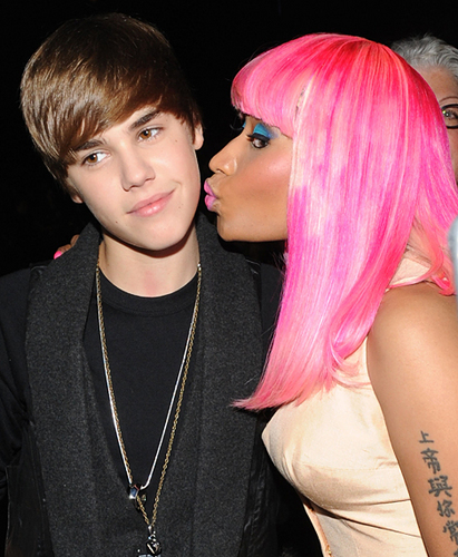 inloveJbieber's profile picture. I´m from Chile, i´m 17 years old, and i´m in love of @justinbieber