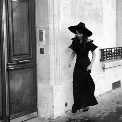 aphrodite_sama's profile picture. 非日常を日常へ　女性性覚醒　本来のわたしに目覚める　アフロディーテアカデミー主宰。パリにてマリアリトリート、撮影会開催　次回2023.5予定