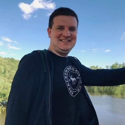 Katabatikair's profile picture. Привет, я Иван.
Сейчас живу и работаю в Москве.
Люблю кино, брюнеток,сериалы,музыку, книги, настольные игры и херес)