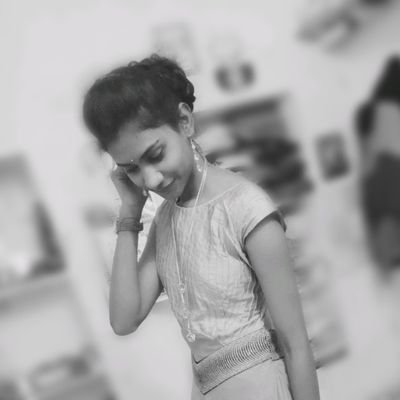 Kalyani54102896's profile picture. 😘