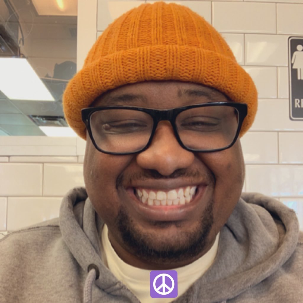 vell082477's profile picture. ✌🏾