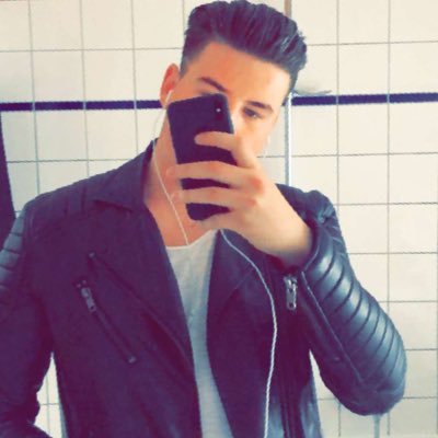 vlHqqy's profile picture. Rainbow Player For? 
PSN vlHqqy
Twitch vlHppy