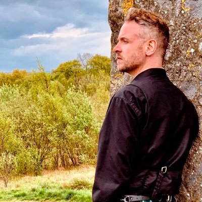 DavidWDouglas's profile picture. David is a classical and traditional singer