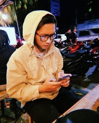 AwangKusuma5's profile picture. 