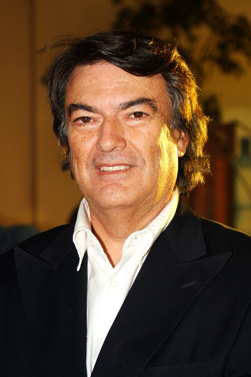 soñador, curioso, algo desordenado, innovador, emprendedor, aventurero, querendón,  amistoso, investigador del funcionamiento cerebral, ex-viñamarino, ex- , ex-