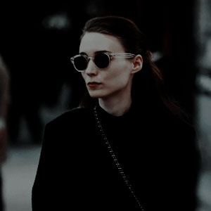 ﴾ ʀᴏʟ sᴏʙʀᴇɴᴀᴛᴜʀᴀʟ ﴿ ·₊̣̇ ➭ ʀᴇsᴇʀᴠᴀs ᴀʟ ᴅᴍ. ㅤ≡ ㅤ❝—enger stad, dräi arten a mord.❞ ㅤ#ᴛᴛʀᴘ.