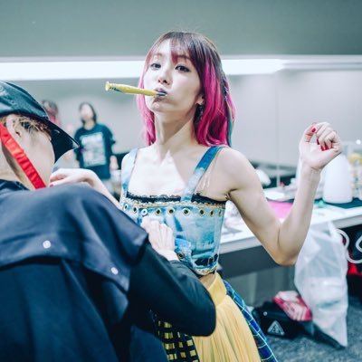 n1b1OVvJunsupdL's profile picture. 一番の宝物を聞いた時涙が流れた、その曲は最初LiSAさんを知るようになった曲から、聞いたら、涙が頬からパラパラ流れ落ちた。 勇気と希望を与えてくれて、でらありがとう。4/29 30 福岡參戰11/3 11/4！