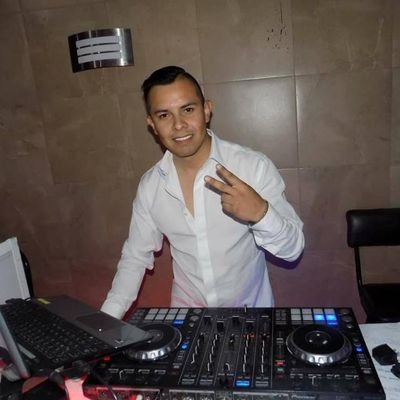 Facebook/emmanueldjdgo
Instagram: @emmanueldjdgo
Snapchat: https://t.co/xahh93q40V
#EmmanuelDjDgo #EProductions