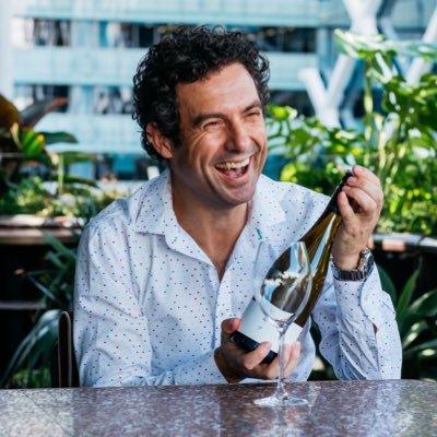 🍷 Sommelier, Wine Judge 🍇 Group Wine Ambassador at Joval 🥃Drinks Explorer 🎤Speaker, Presenter, Host