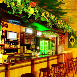 lacuevastaff's profile picture. 