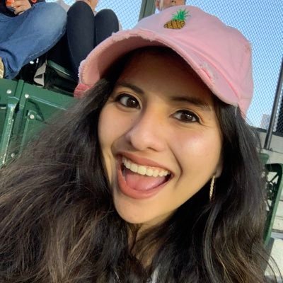 Carovic98's profile picture. pero tengo hambre