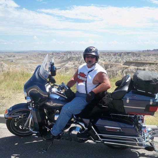 I am single and looking for sincere and trusted woman