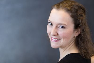 LaurieDChouina1's profile picture. Passionnée de danse, amoureuse de la vie, des gens, fascinée par les différences et les apprentissages qu'elles peuvent nous amener.