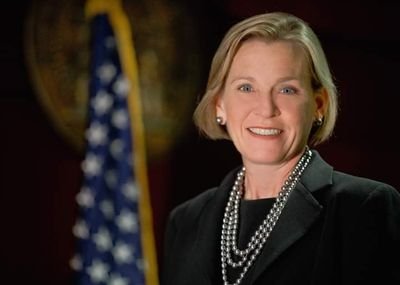 AmberWi96128418's profile picture. accounting