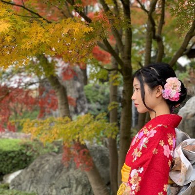 Waseda uni🐻🎓 / 英語勉強中/イギリス語学留学経験あり🇬🇧/カザフスタンへインターン🇰🇿行きました/いろんなことつぶやいてます🌸