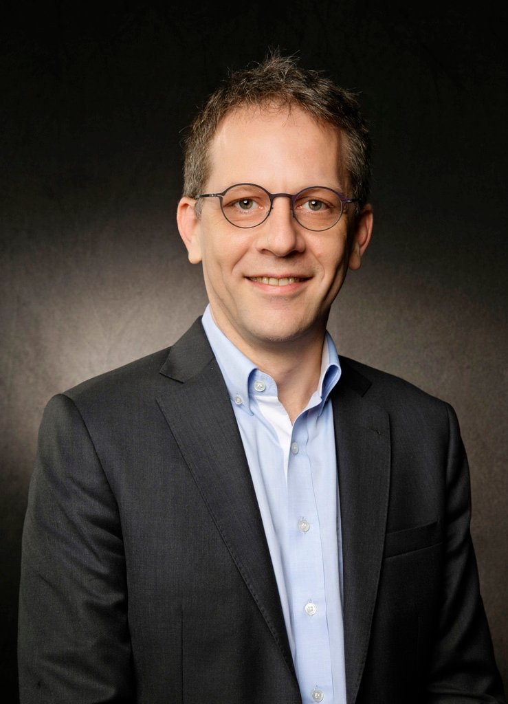 Amontague2209's profile picture. Dirigeant d’entreprise - optique ophtalmique / Company Chief Executive - optical industry