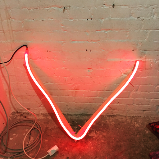 V33946759's profile picture. she/her