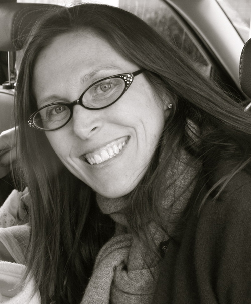 frame designer, mommy & native atlantan who covets great friends, cardigans, southern food + flea markets!