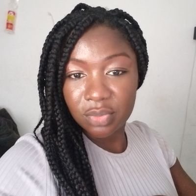Harrietlomo Profile Picture