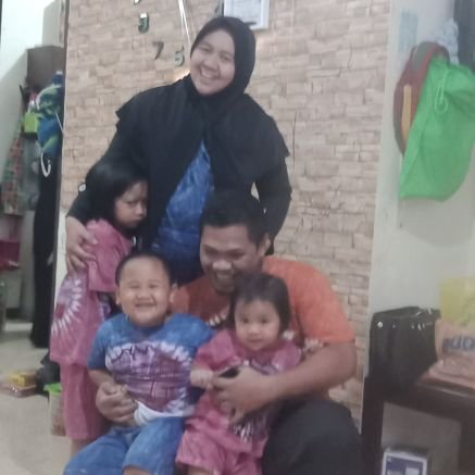 lisnendra19's profile picture. genduuttzzzz maksimal