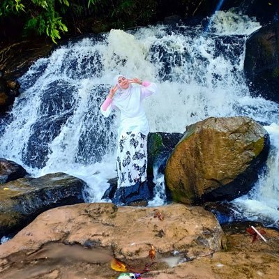 eira1812's profile picture. Ya Allah berikan aku sekeping hati yg slAlu mNdoakn kbhgiAaN orG laiN🤲🏻