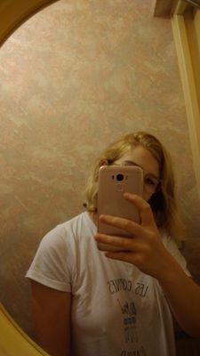 Pauline33541434's profile picture. 