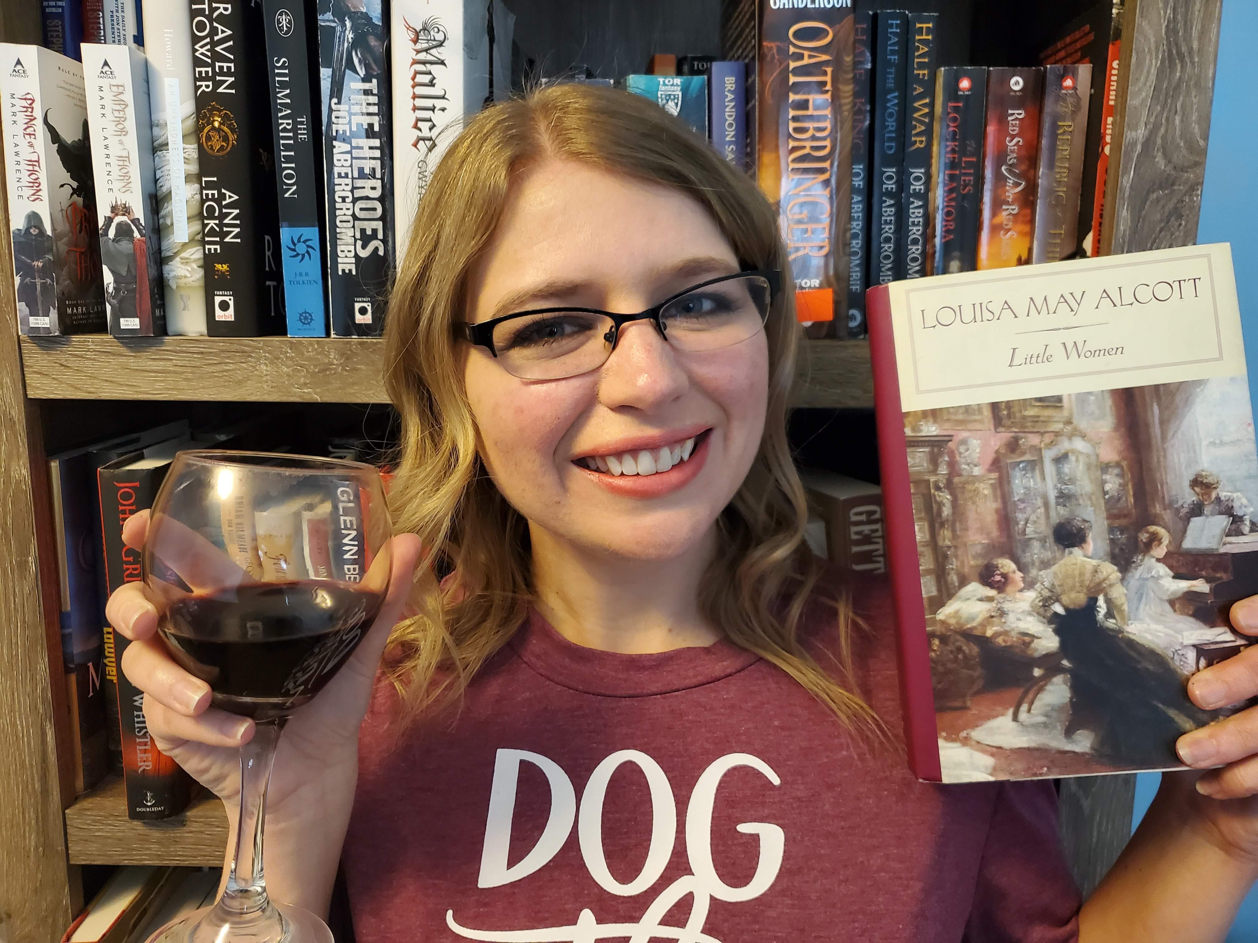 BuzzwordsBooks's profile picture. Wine and Book Lover