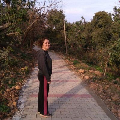 Political Scientist, I be. Work on South Asia, India, at times, I do. Very basic, that be. My forte, sarcasm couched in yoda-speak. Hmm...
