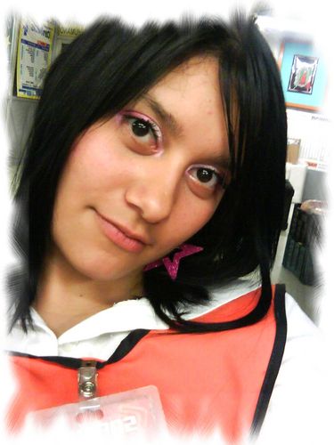 ┼ ┼ Olα ... ★ ★ ` • • ● ♥ ezThaz aqii en Mii zPaCiiO ... porqe El iiNteReza cOnOceRme ii nO porqe Andaz De ChiiZmez .. PoOeZz ZzoOee UnA XiiCa