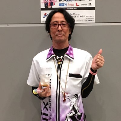 🎯ダーツ歴:1?年 🎯RT:5〜10(イップスで手がでなくなり、DPL・ぴろきさんのところで受講し、仲間とレベルアップ中👍) 🎯ホームにしているお店:BUZZ 🎯千葉県船橋市付近で投げてます! 🚵♀️ロードバイクも2台所有しているので、チャリ談義も🆗です! 見かけたら気軽に声をかけて下さい!