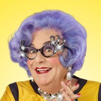 Dame Edna Everage (@dameednaeverage) 's Twitter Profile