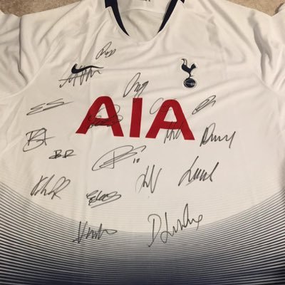 theautographden's profile picture. Collector in Sports Memorabilia, Passionate about the field, Only Certified Items from the most reliable people.