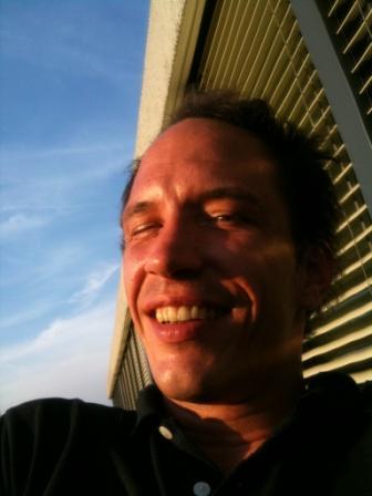 Studied german literature, linguistics and media sciences. Working at Microsoft.