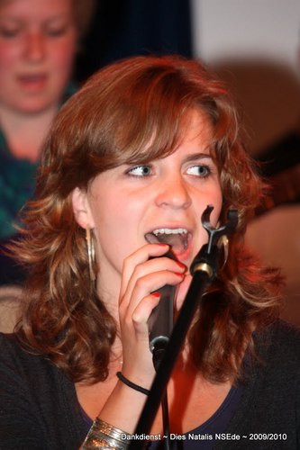 Juf - Christen - gek op muziek - lid van NSEde