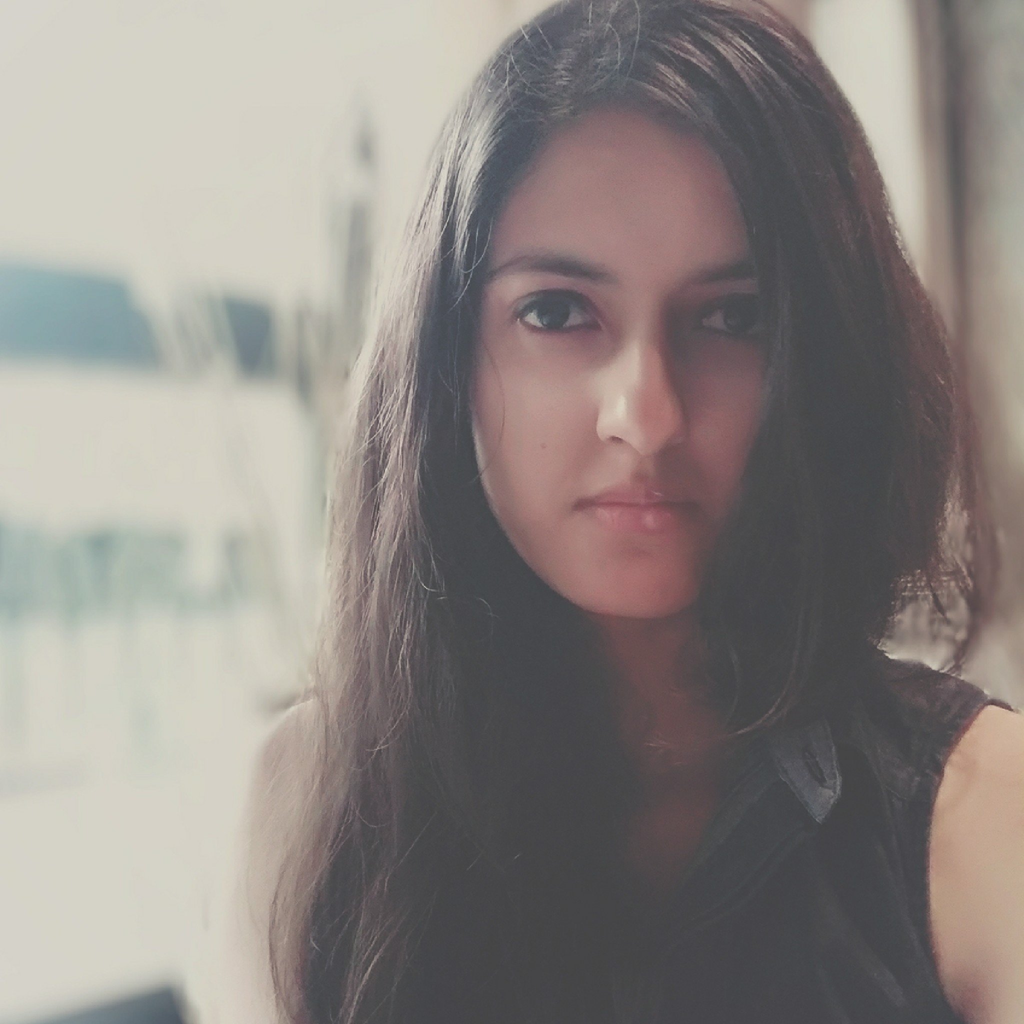 M.D. Internal Medicine. Black belt. Occasional writer. Love books, nature breaks, music (Pink Floyd FTW)