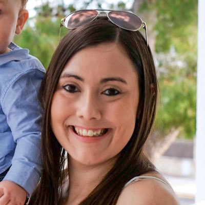 Palliative & End of Life Admiral Nurse for @GHHospice @DementiaUK. Dementia Clinical Nurse Specialist. Wife & Mum. Enjoy running. Tweets my own!