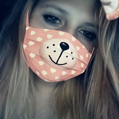 Myndie9's profile picture. 