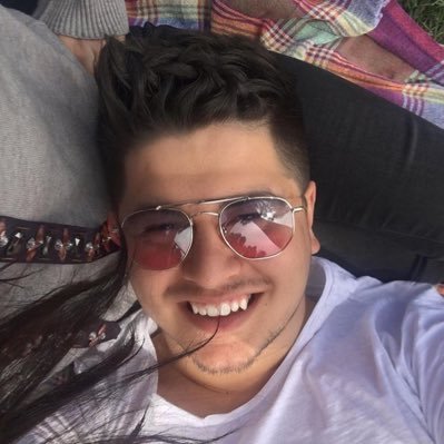 tolunaygnc's profile picture. 