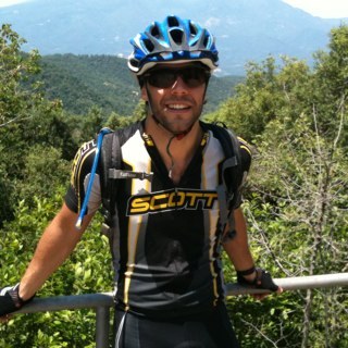 xaviperezn's profile picture. Periodista. RAC1.