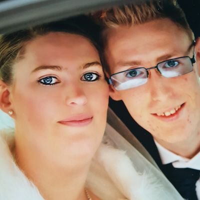 hey im lisa spiers 29 and im from Scotland and I have had my twin girls love them to bits