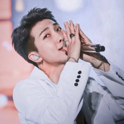 your daily dose of bts namjoon (RM) pics, gifs and more.❤