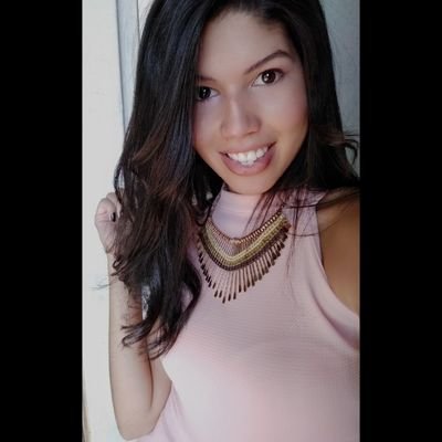 ArisV16's profile picture. Chemical engineering. USB. 25, but Peter Pan heart. NOT a morning person...