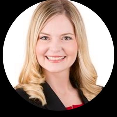 Mom 💙💙🩷🩷🐱🐶 Wife 💍 Attorney 👩🏼💻 CFP®️👩🏼🏫 Leading Wealth Management @myFCBank