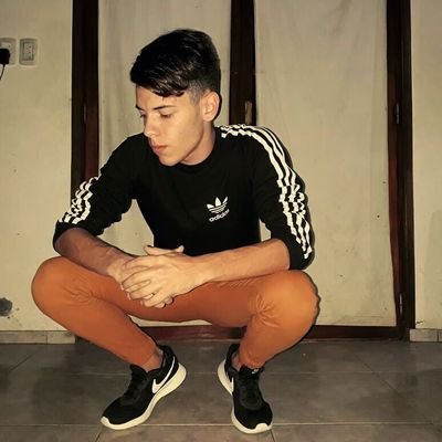 ThomasQuiroga8's profile picture. No escucho y sigo por que mucho de lo que esta prohibido me hace vivir💥