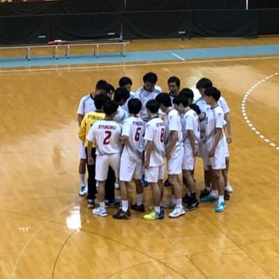 男子ハンドボール部アカウントです🤾‍♂️ 関西学生リーグ2部に所属しています。初心者経験者問わず選手とマネージャーを募集しています。気軽にDM、リプください！