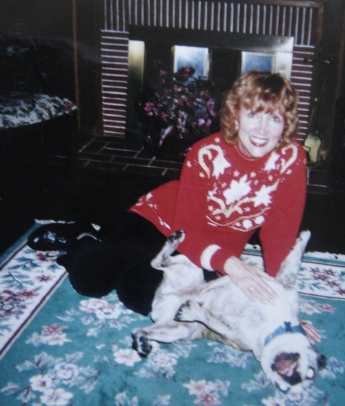 susansfrogs's profile picture. My book: 50 Frogs, 5 Babes and a Bulldog was published by SynergEbooks and is in print through Bow Wow Books, http://t.co/6h7nJWYa and Amazon.