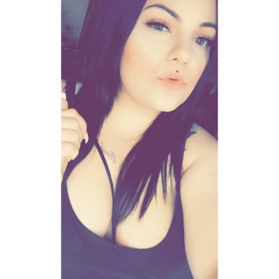 SkyLouiseOx's profile picture. 