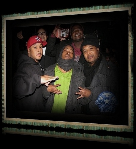 SPEAKONIT ENT. C.E.O.
BULLYS WIT FULLYS︻╦╤─
REAL LIFE ENT.
N.WEST GOON SQUAD C.E.O.
ARTISTS: @HAZEDATIZZ
@IAMPOPAZ ︻╦╤─
MAC MINI,MIKE MEEZ & MO