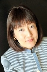 mikaog's profile picture. パリ暮らし十数年。今は基本的に日本がベース。著書は『高級ショコラのすべて』、『チョコレートのソムリエになる』、『ショコラが大好き!』、『アラン・デュカス進化するシェフの饗宴』、『パリを歩いて―ミカのパリ案内―』等。おいしいものや美しいものはもちろんのこと、カカオを始めとする発酵食品が大好き。