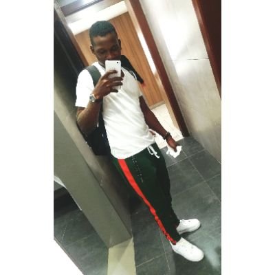 nurioyoung's profile picture. 